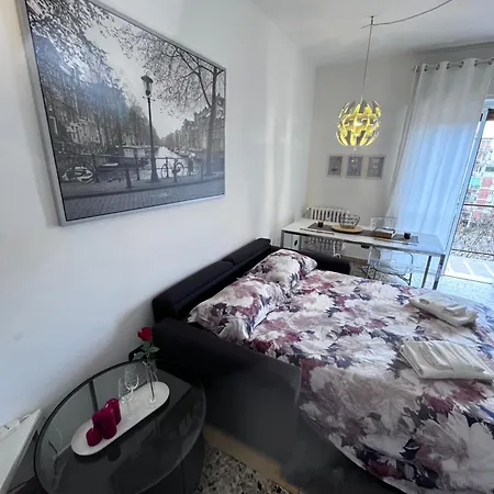 דירה One-bedroom Bicocca מילאנו
